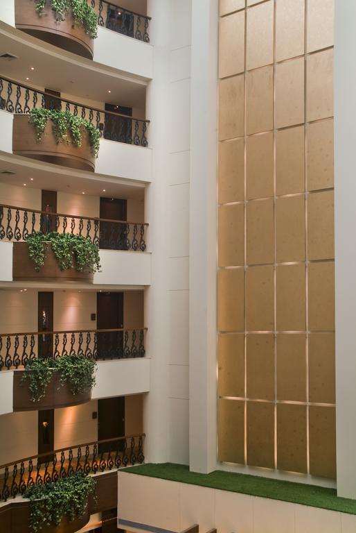 Savoy Suites Greater Noida Dış mekan fotoğraf