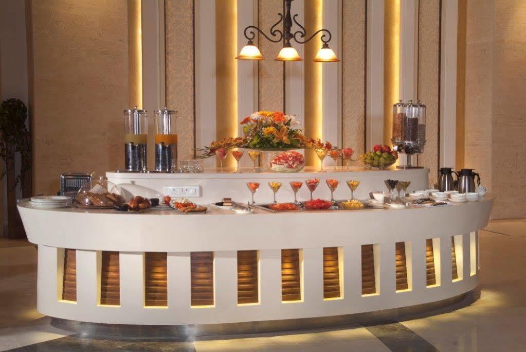 Savoy Suites Greater Noida Dış mekan fotoğraf